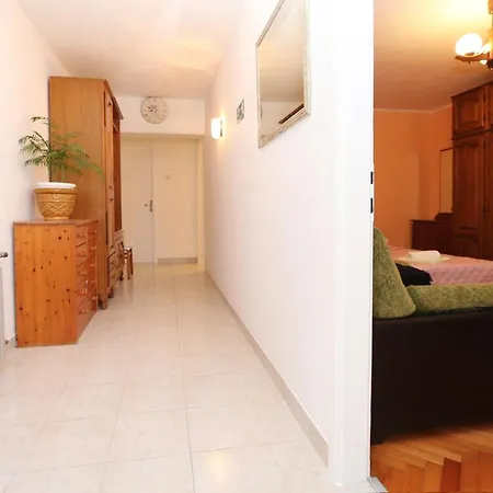 Apartment Marko *